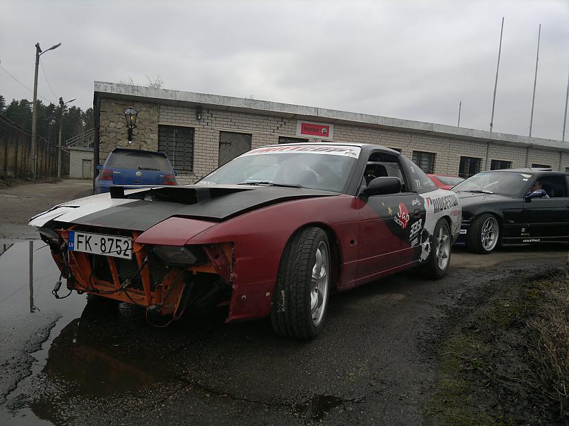  Autors: Kojotsuns 1. Drifta treniņš Biķerniekos 2011