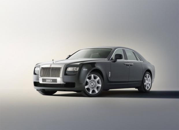  Autors: Mattew Ženēvā debitēs mazais Rolls-Royce