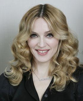 Madonna 4vieta vecums... Autors: MJ TOP 10 bagātākās sievietes izklaides industrijā.