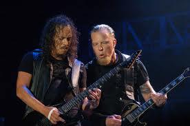 Viņš kolekcionē vecas... Autors: Fosilija 10 fakti par Kirk Hammet (Metallica)