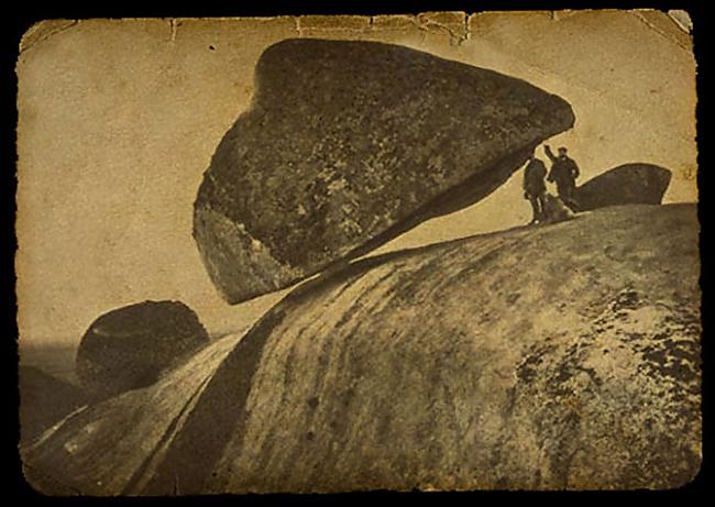 Tas bija  milzīgs akmens svēra... Autors: PankyBoy Davasko akmens...