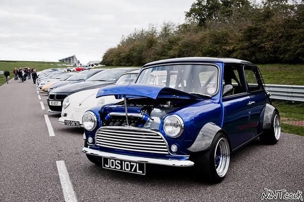  Autors: Nickey Vauxhall - Carbon Mini'72