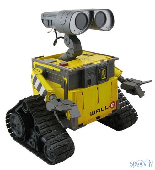  Autors: Kadets WALL-E uz Mēness