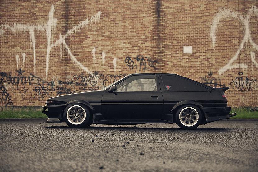  Autors: totallybadass Beauman’s JDM Toyota AE86