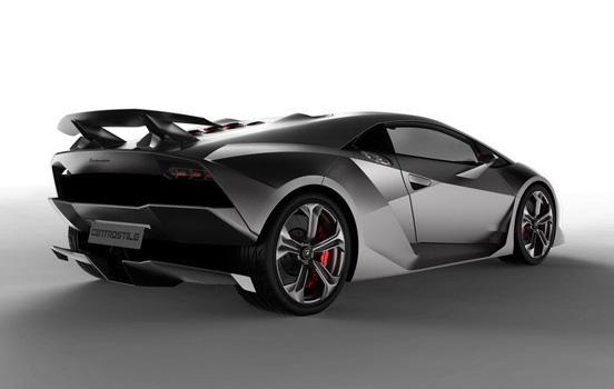  Autors: Partyjerk Lamborghini Sesto Elemento