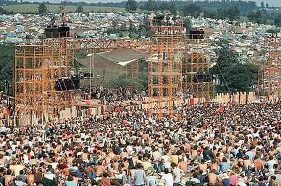 6  Woodstock festivāls Šī... Autors: Reverss Top 10 vasaras mūzikas festivāli