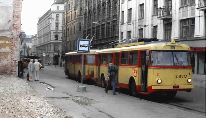  Autors: TheNostalgyGodfather Vecie trolejbusi 4. daļa