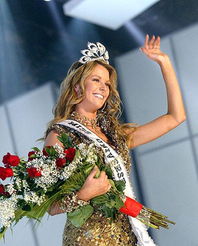 Miss Universe 2004  Jennifer... Autors: Heaven Miss Universe