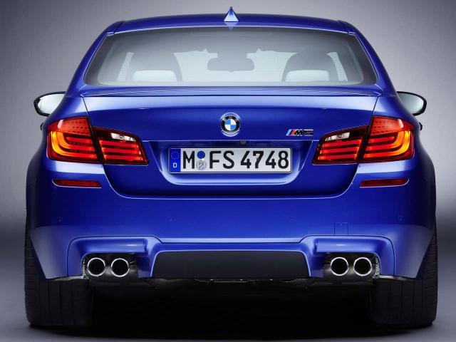  Autors: bello212 BMW M5 F10