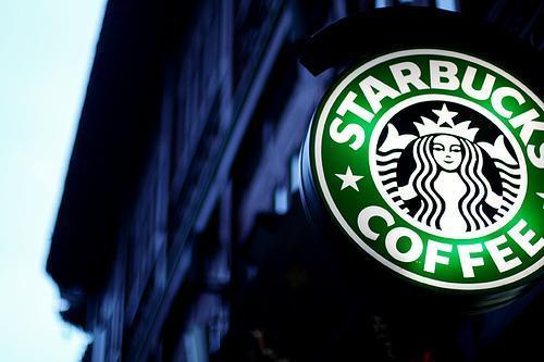  Autors: Lačukiņš Starbucks Coffee