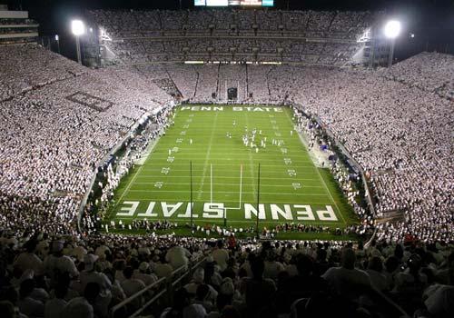 Beaver Stadium Pennsylvania... Autors: pavilioN TOP 15 lielākie amerikāņu futbola stadioni amerikā