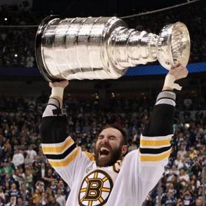 Zdeno Hara  Zdeno Chara ir... Autors: Siikais11 Bostonas " Bruins "