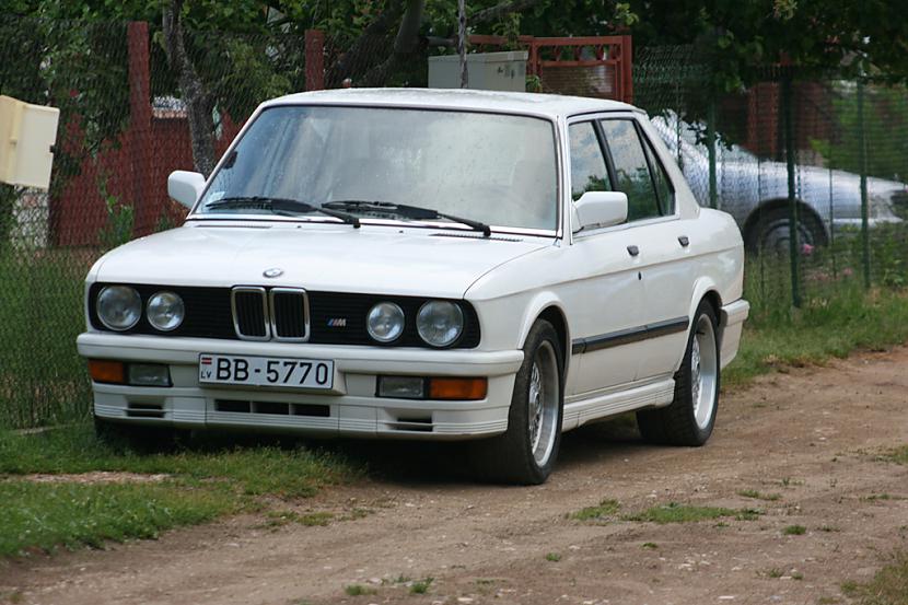  Autors: quencher BMW E28 (1981-1988)