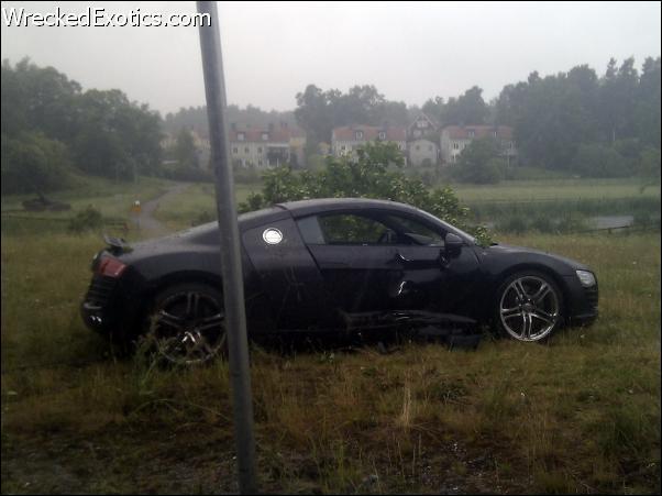 Šis bija Audi R8 Autors: OZēmilumsmarupeD Sasistās Ļoti labas mašīnas