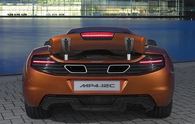  Autors: OZēmilumsmarupeD Jaunais McLaren MP4-12C 2011