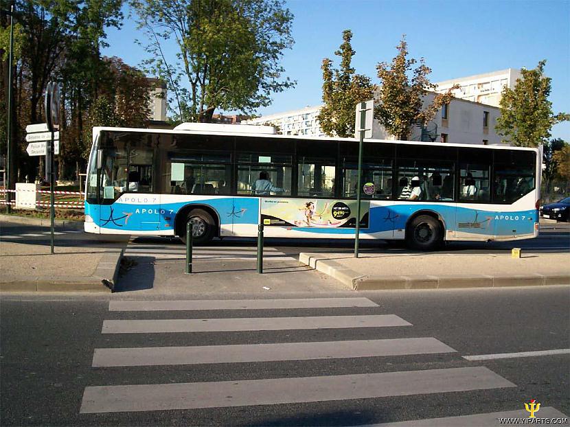  Autors: Sirmaiss Mercedes Buss O530