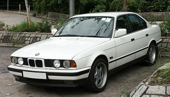 pēc tam sekoja E34 šo auto... Autors: axell99 BMW 5 evolūcija