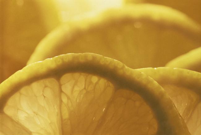 5 Citronu sula ar sāli nagu... Autors: Gulisha 15 vienkārši veidi kā barot un stiprināt nagus :))