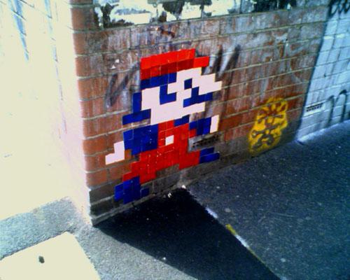  Autors: islam Spēles "Super Mario" zīmējumi uz ielām