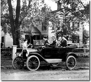 Mašīnas gan tolaik būvēja kā... Autors: klauvēpieloga 1920's