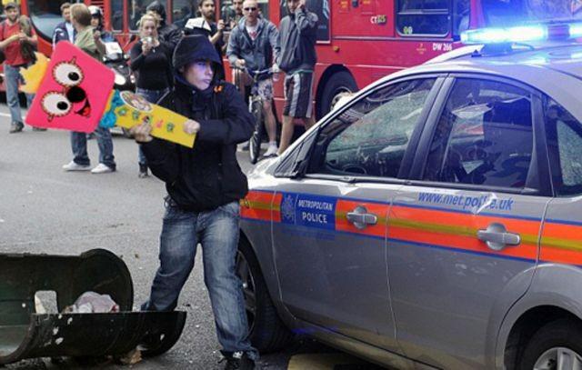  Autors: 15 Londonas grautiņu fotošopa upuri