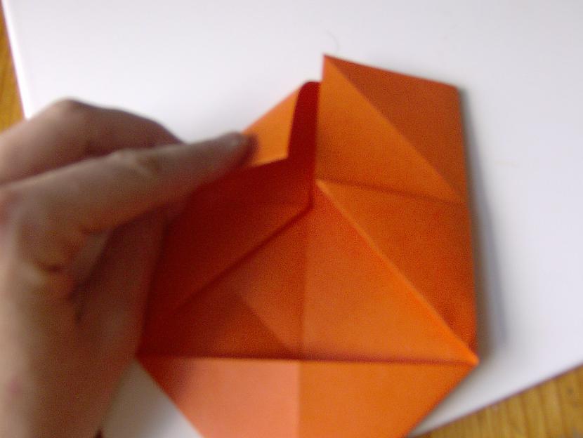 tad augscaronējie stūrīscaroni... Autors: xo xo gossip girl origami sirsniņa-soli pa solītim