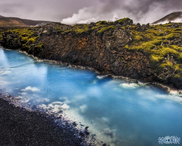  Autors: LittleWolf Islande (Uguns un Ledus zeme) jeb paradīze Zemes vidū