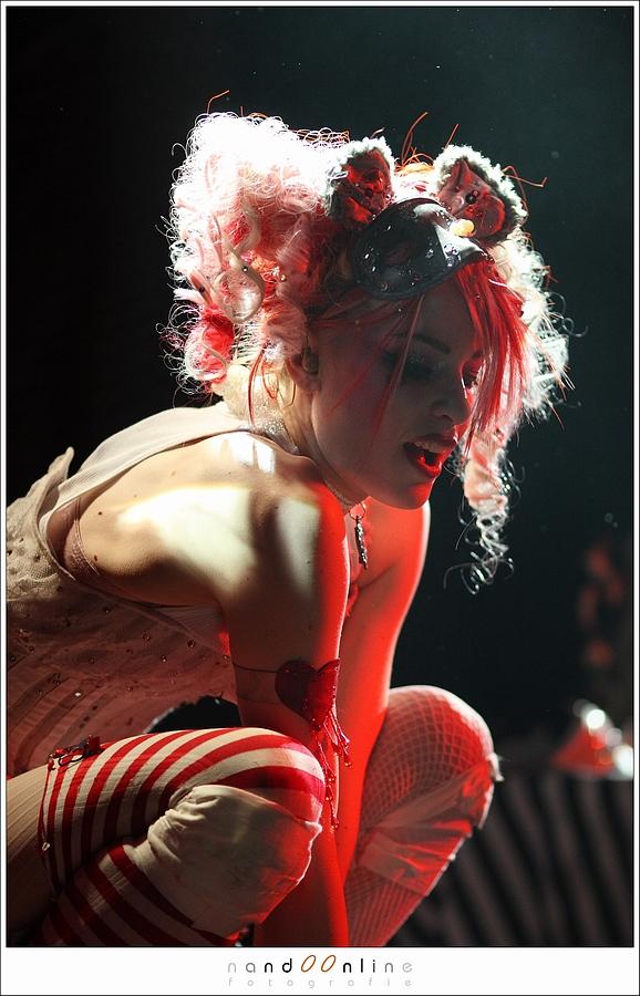  Autors: amechi Emilie Autumn & Her Bloody Crumpets