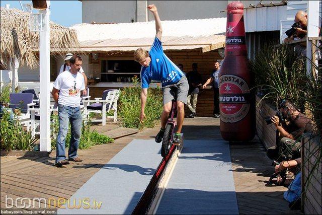  Autors: Fosilija Bijušais alkoholiķis uzstādījis Ginesa pasaules rekordu!