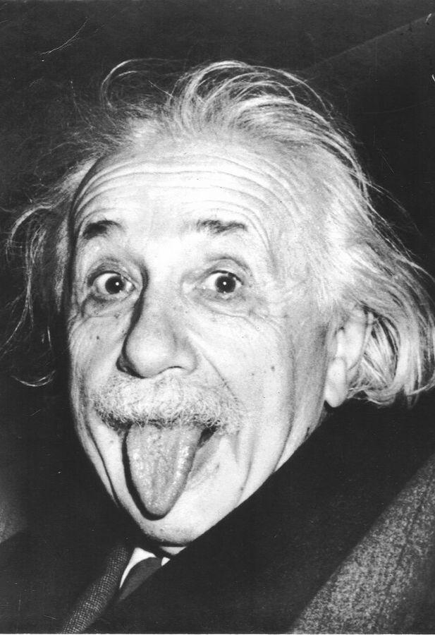 Daudziem patīk... Autors: sibris Kāpēc Einšteins rādīja mēli?