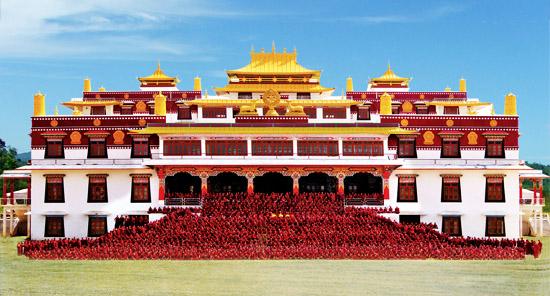 Protams Potala pils un Jokhang... Autors: Rakoons Vietas,kur jāaizbrauc: Tibeta