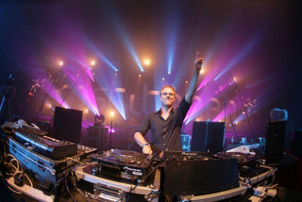 Armin van Buuren ir dzimis... Autors: ltTBNgt Labākais šī gada DJ..