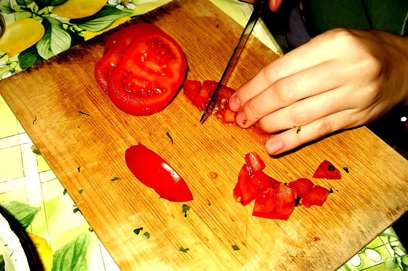 Pomidors D Autors: Fosilija Kārtīga Tortilla.