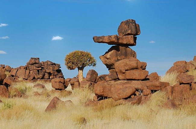 Dzīvais akmens NamībijaCeru ka... Autors: pofig Dīvainākās akmeņugrēdas pasaulē