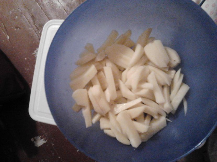 Sagriežam kā frī kartupeļus Autors: The Diāna Koju vakariņas