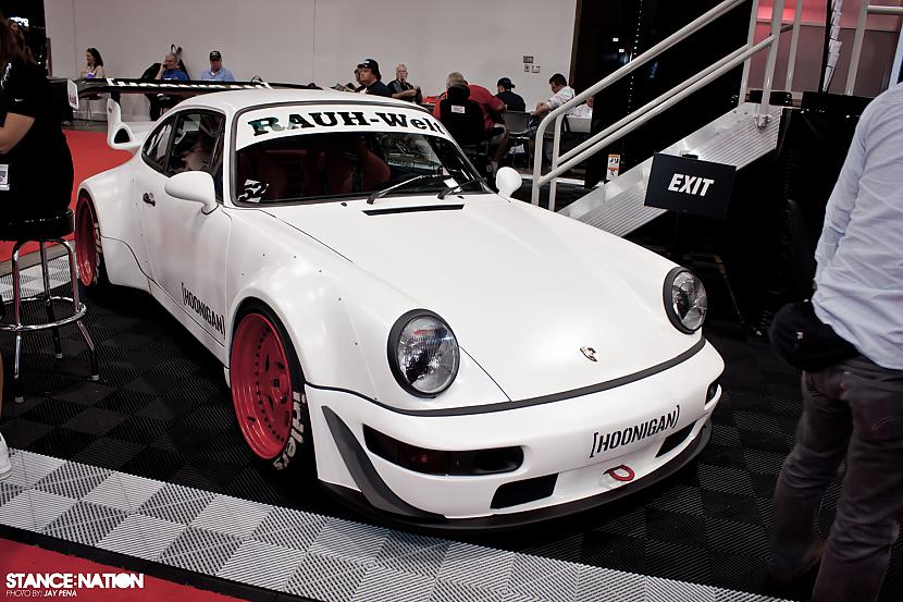 Pasaulē pamazām savairojas RWB... Autors: marcipaans9 RWB jeb Rauh-Welt