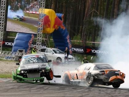 Iespējams gada spilgtākais... Autors: king drifter 2011. gada Drifta sezonas spilgtākie mirkļi un atskaņas.