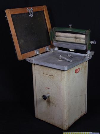 Beidzot 1937 gadā tika... Autors: Fosilija KO tu darītu bez veļas mašīnas?