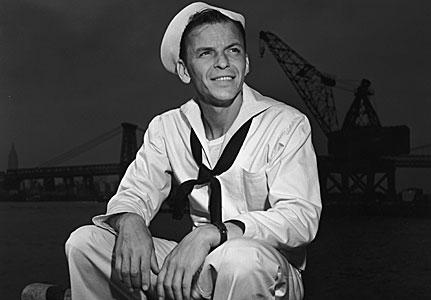 Pirmajā darbības gadā ar... Autors: Renē Frenks Sinatra.