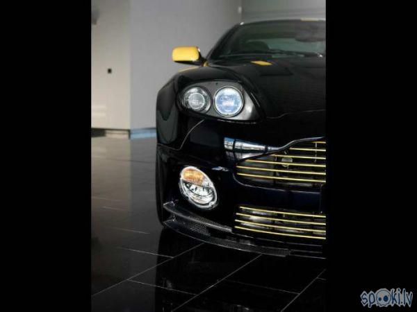 Autors: alexa69 Miljonu vērtais Aston Martin One-77