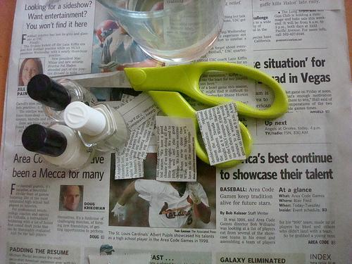 Avīzes sagriez mazos gabaliņos... Autors: Indiri Tipogrāfijas nagi DIY