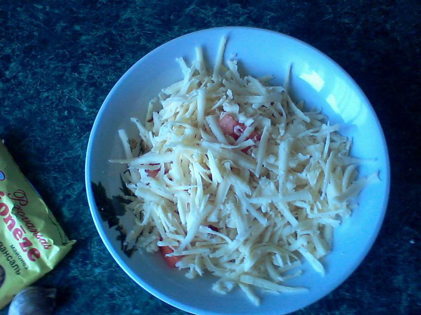sagriežam tomātus kā... Autors: Miss Priss tomātu salāti ar sieru
