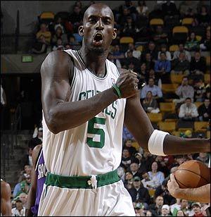 Kevin Garnett Komanda Boston... Autors: SuperRiziks Top 10 basketbolistu pelnas