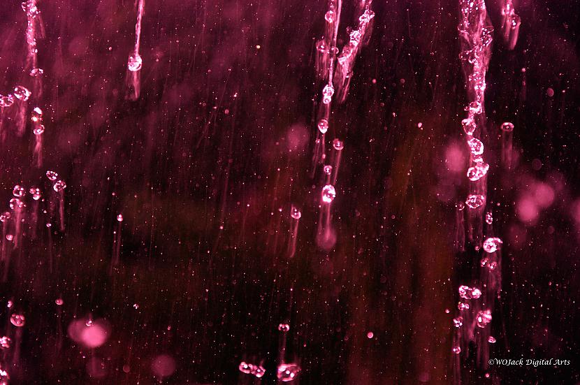 2001 gads  Sarkans lietus ... Autors: Fosilija Kad nesaproti kas krīt no gaisa