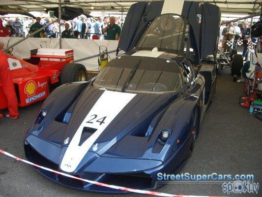  Autors: Hamlet Ferrari FXX