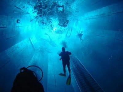  Autors: ZveeRiņš Dziļākais baseins pasaulē.