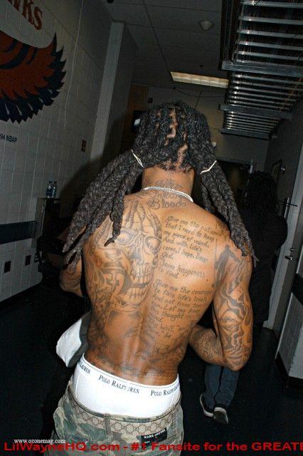 Check out what Weezys back... Autors: Chiko1 Lil Wayne Tattoo Nozīmes ( ENG)