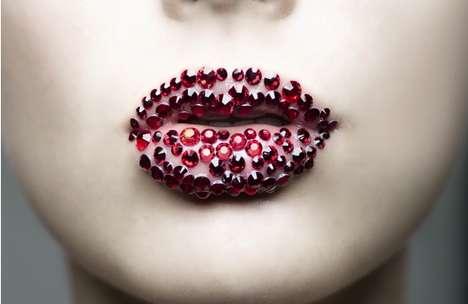  Autors: Fosilija Bejeweled Lips