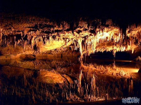 Stalagmīti pazemes ezerā Lurei... Autors: Hamlet Pazemes ezeri - skaisti! :)