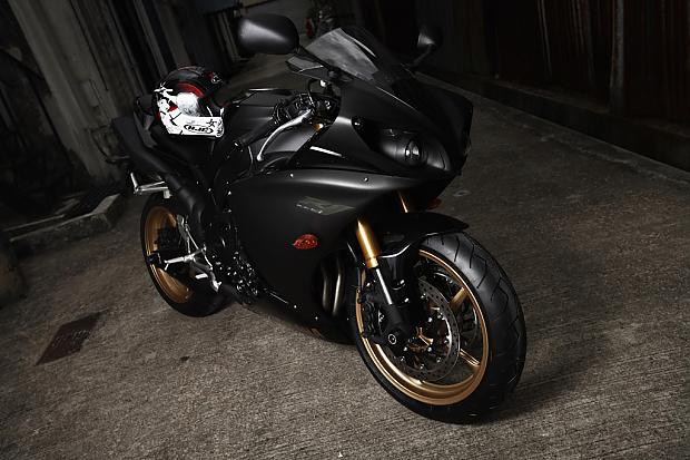  Autors: kartonz Yamaha YZF-R1 2009